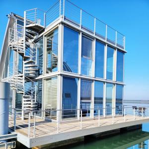 schwimmende Ferienwohnung Rooftop