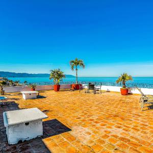 Malecon Beach Side Downtown Condo