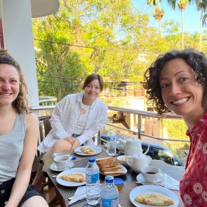 Vino Villa Tourists & Local Accommodations - 24 Hrs