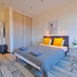 Gertrudes Residence stay in Light-Filled Studio apartment in Central Riga
