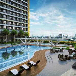 Cozy 1BR with balcony at Fame Residences