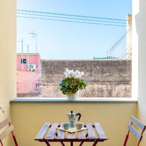 Il Vefio by Tizzano House