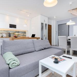 Batorego 7 Gdynia Premium Apartments with Parking by Noclegi Renters