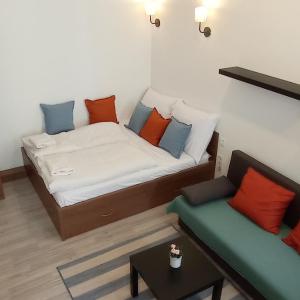 Osvat Apartments