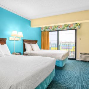 Cayman Suites Hotel