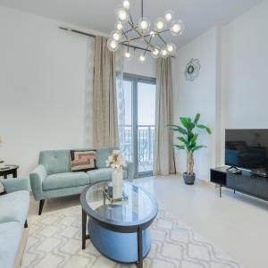 Fancy 2BR at Hayat Boulevard 2A Town Square By Deluxe Holiday Home