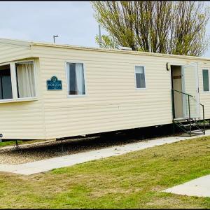 Trusville Mablethorpe 3 Bedroom Caravan . Beachside site !