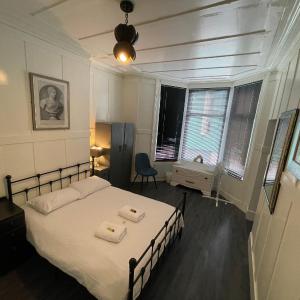 Elmora House