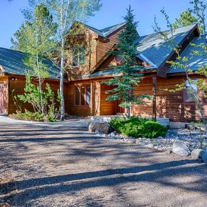 Cedar Ridge Cabin