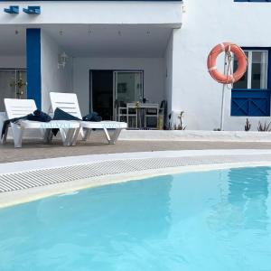 Great location, in the heart of Puerto Del Carmen, Aguazul with VV Licence