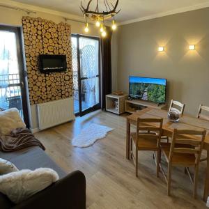 Dziki Apartament Panorama Gór, Duży Taras z Widokiem na Góry