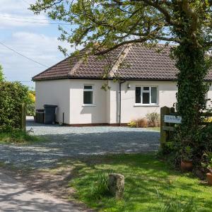 Chase Lodge, Kenilworth, Family Sized Cottage With free Wifi