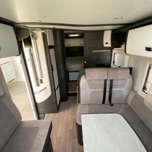 Magnífica autocaravana Adria Matrix Axess 670SL