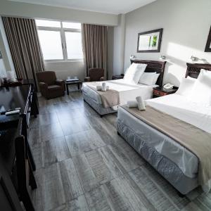 Gooderson Tropicana Hotel