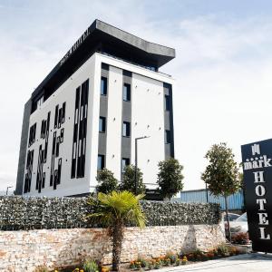 Mark Hotel