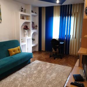 3 camere central