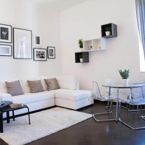 Magenta Navona Design Apartment