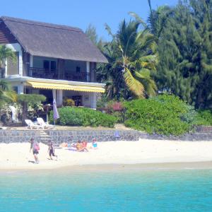 Louna Appartements - Pereybere - 7 min from beach