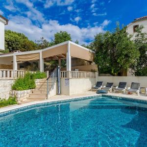 Villa Damjan