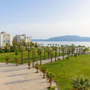 Dante Apartment Sea View