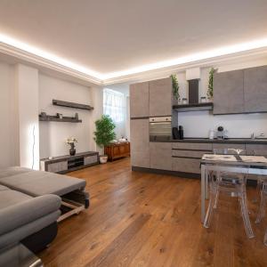 Cherubini Apartment by Mamo Florence