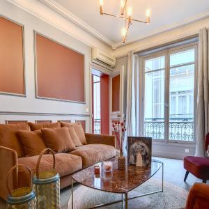 The Lord Byron Suite