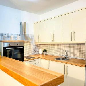 Zagi Apartment 2