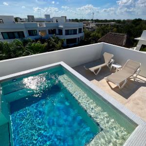 Amazing Luxury Penthouse with sunset,sunrise view, private Jacuzzi and rooftop pool
