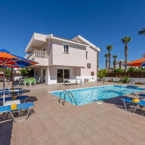 Villa Coral Athina by Villa Plus