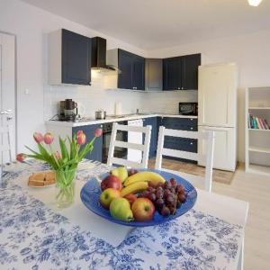 Trevilles Apartamenty - Granatowy