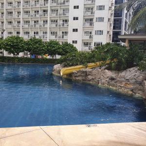 Shore 1 Residences,MOA Complex - One Bedroom Apartment