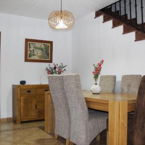 Casa Esmeralda by CasaTuristica