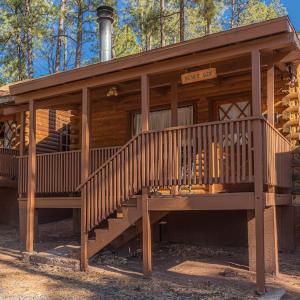 Forest Cabin 3 Bear's Den