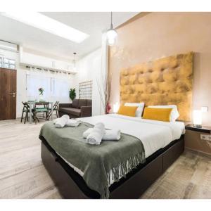 Precioso estudio situado en la zona de Las Ventas Barbadillo Der