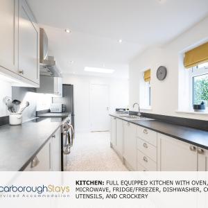 Scarborough Stays - Trafalgar Lodge - 4 bedroomed house - Free Parking