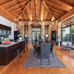 AGROLOGY LUX - 4 BEDROOM Luxurious villa on an Agricultural Haven Retreat