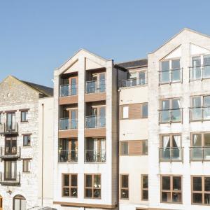 Townbridge Apartment