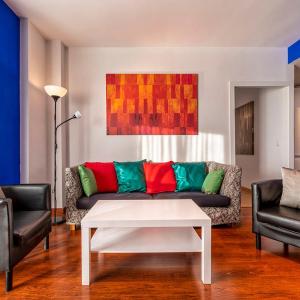 Apartamento 4 dormitorios y 3 balcones - Sevilla Centro