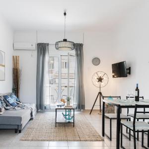 Aegean style, city center studio next to Acropolis