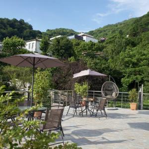 nira hotel