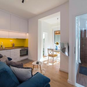 Green Leaf Apartment