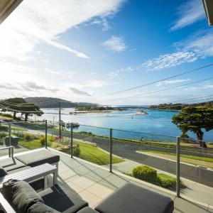 Champagne Views