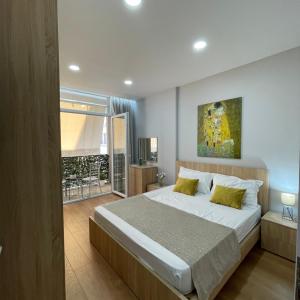Franci's Apartment No2