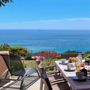 Maison 4 pièces, vue panoramique, piscine, climatisation, près de Palombaggia