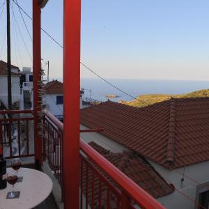 Dandy Villas Velanidia Sailor's House - Private Maisonette - Sea View