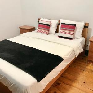Sublime Black Bedroom