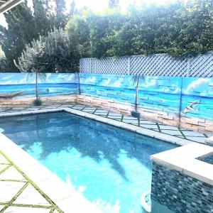 Luxury house pool & Spa 10 mins from Hollywood & Universal Studios