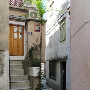 Apartments by the sea Baska, Krk - 18862