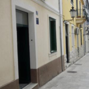 Apartments and rooms with WiFi Split - 18909