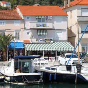 Apartments by the sea Preko, Ugljan - 3489